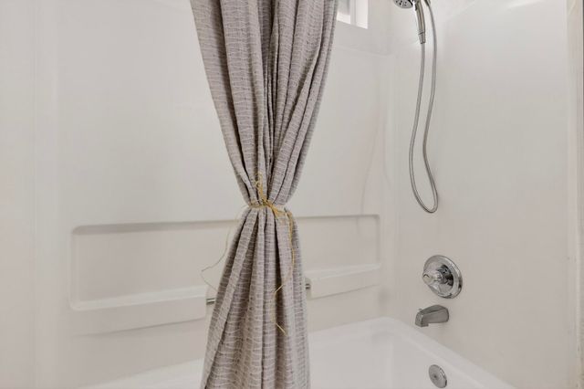 7609 Prairie Falcon Avenue NW, Albuquerque, NM 87114