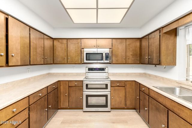 719 S PENROSE Circle, Mesa, AZ 85206