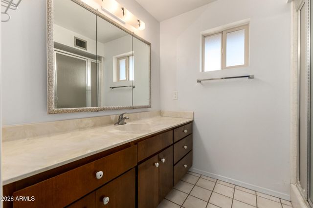 719 S PENROSE Circle, Mesa, AZ 85206