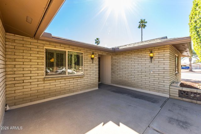 719 S PENROSE Circle, Mesa, AZ 85206