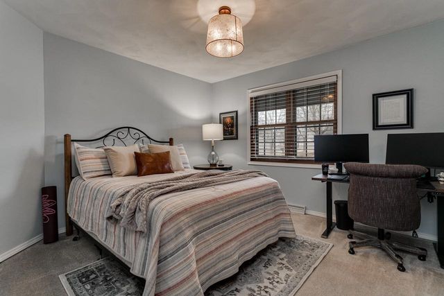 30 WEATHERSTONE DRIVE, Appleton, WI 54914