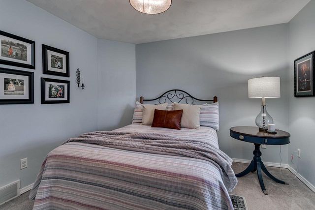 30 WEATHERSTONE DRIVE, Appleton, WI 54914