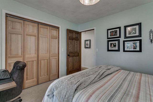 30 WEATHERSTONE DRIVE, Appleton, WI 54914