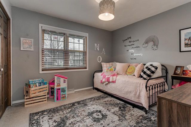 30 WEATHERSTONE DRIVE, Appleton, WI 54914