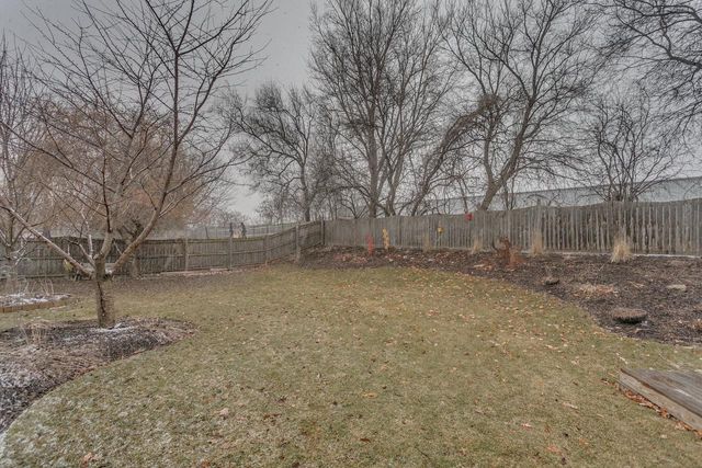 30 WEATHERSTONE DRIVE, Appleton, WI 54914