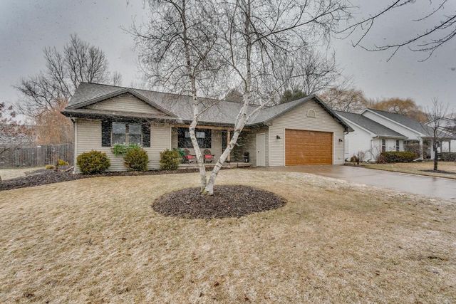 30 WEATHERSTONE DRIVE, Appleton, WI 54914