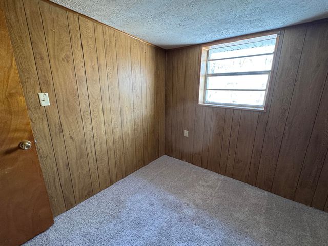 754 W Lone Oak Road, Clay City, KY 40312