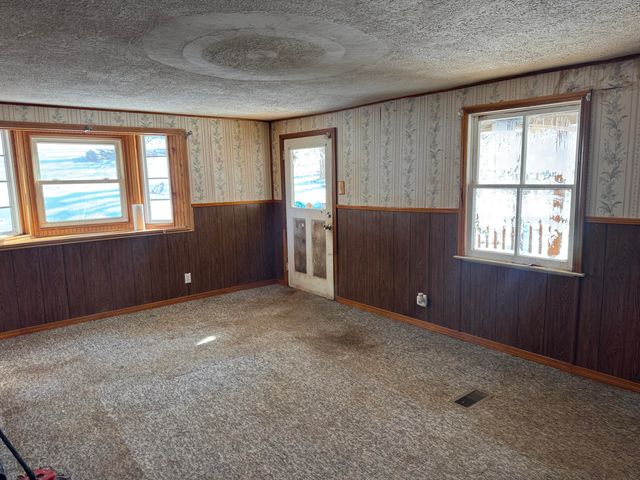 754 W Lone Oak Road, Clay City, KY 40312