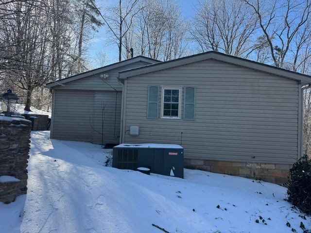 754 W Lone Oak Road, Clay City, KY 40312