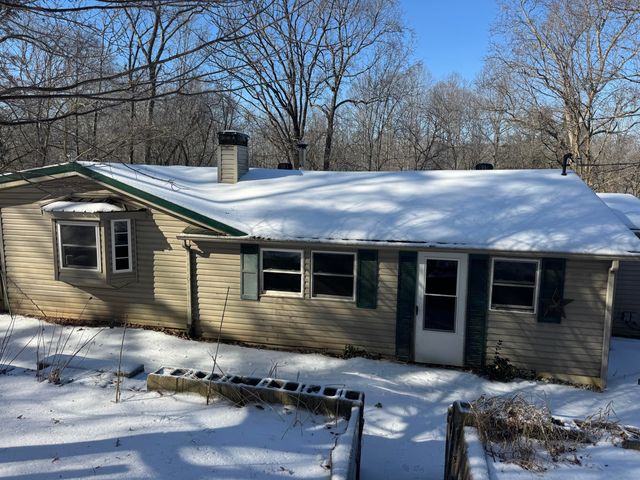 754 W Lone Oak Road, Clay City, KY 40312