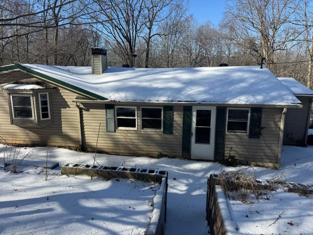 754 W Lone Oak Road, Clay City, KY 40312