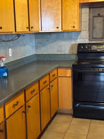 754 W Lone Oak Road, Clay City, KY 40312