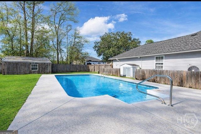 8 Cameron Court W, Pembroke, GA 31321