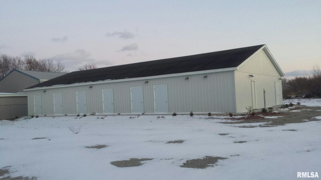 1128 E LINCOLN Street, Riverton, IL 62561