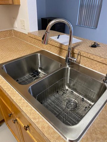 1074 DOLPHIN DRIVE, Winter Garden, FL 34787