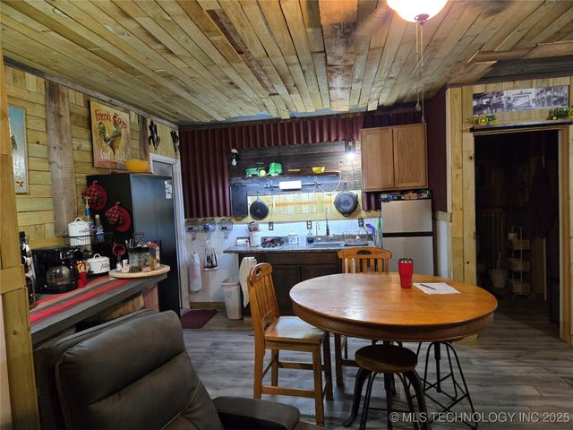 4251 Norfolk Avenue, Beggs, OK 74421