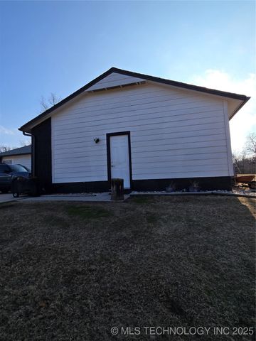 4251 Norfolk Avenue, Beggs, OK 74421