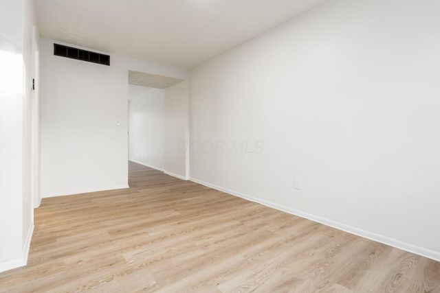 443 Clairbrook Avenue, Columbus, OH 43228