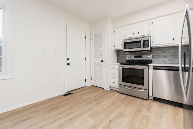 443 Clairbrook Avenue, Columbus, OH 43228