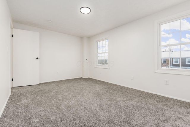 443 Clairbrook Avenue, Columbus, OH 43228