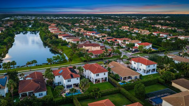 196 Behring Way, Jupiter, FL 33458