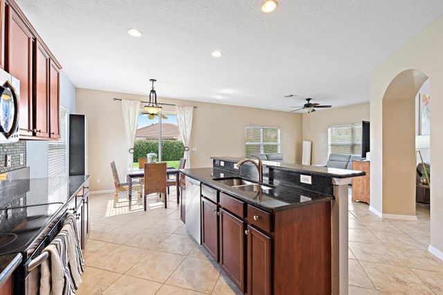 196 Behring Way, Jupiter, FL 33458