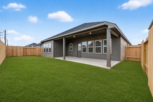 3402 Rolling River Drive, Baytown, TX 77521
