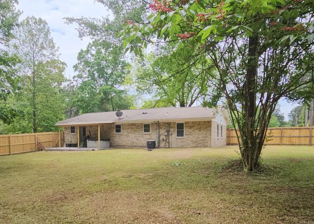 3201 Nellwood Drive, Pine Bluff, AR 71602