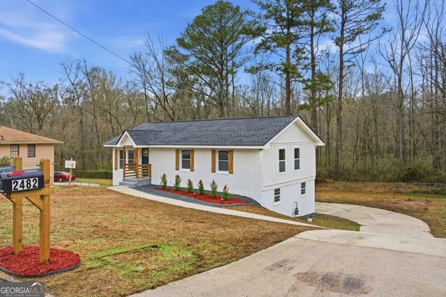 2482 Yolanda Trail, Ellenwood, GA 30294