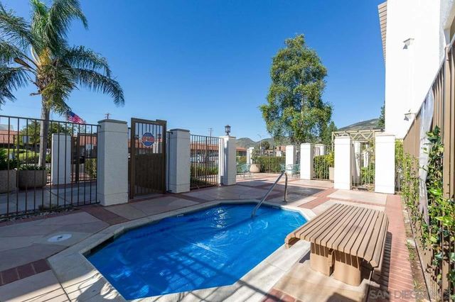 6960 Hyde Park 1, San Carlos, CA 92119