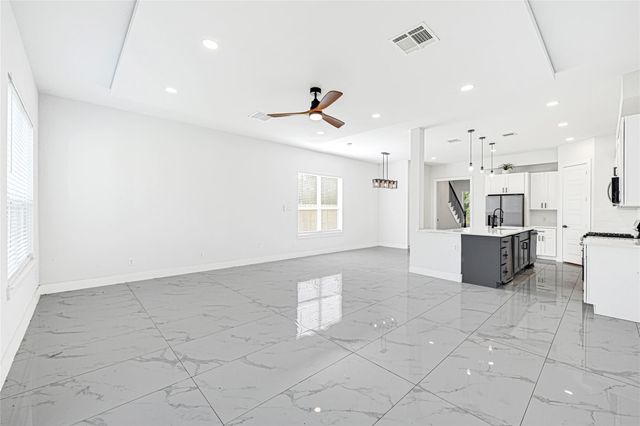 7203 Weyburn Street, Houston, TX 77028