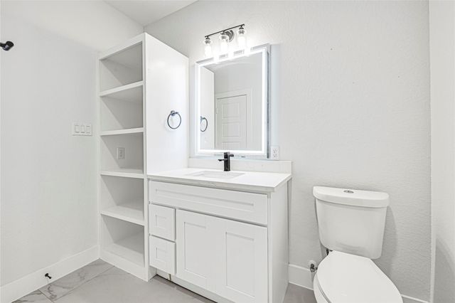 7203 Weyburn Street, Houston, TX 77028