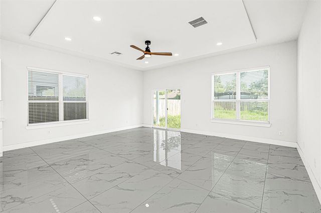 7203 Weyburn Street, Houston, TX 77028