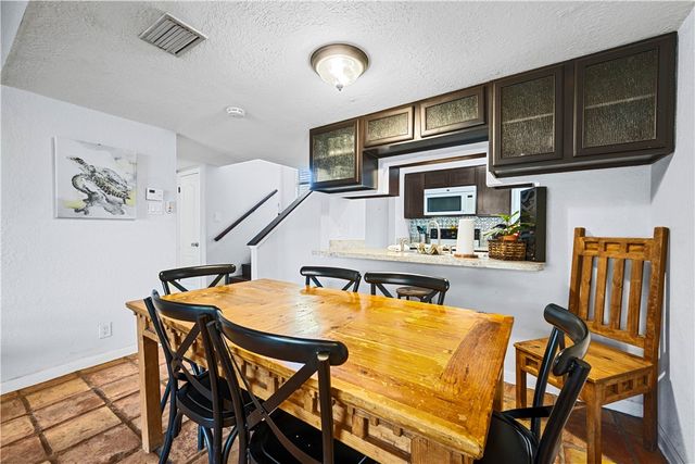 2003 N Fulton Beach 36, Rockport, TX 78382