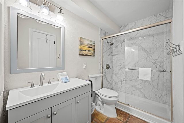 2003 N Fulton Beach 36, Rockport, TX 78382