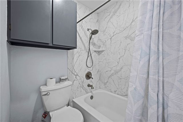 2003 N Fulton Beach 36, Rockport, TX 78382