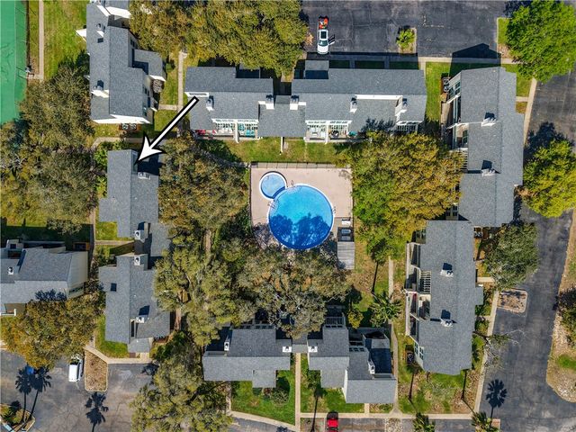 2003 N Fulton Beach 36, Rockport, TX 78382