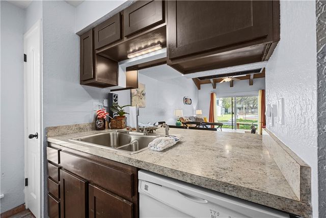 2003 N Fulton Beach 36, Rockport, TX 78382