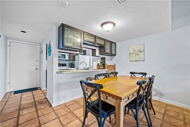 2003 N Fulton Beach 36, Rockport, TX 78382