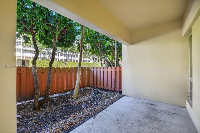 1700 SE 15th St 106, Fort Lauderdale, FL 33316