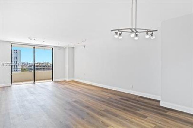 2500 Parkview Dr 1216, Hallandale Beach, FL 33009