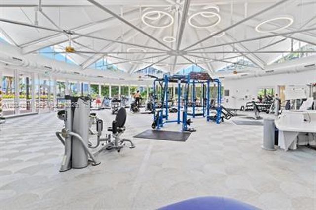 2500 Parkview Dr 1216, Hallandale Beach, FL 33009