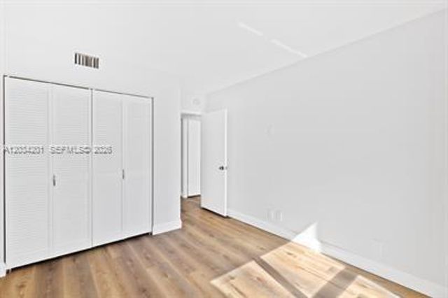 2500 Parkview Dr 1216, Hallandale Beach, FL 33009