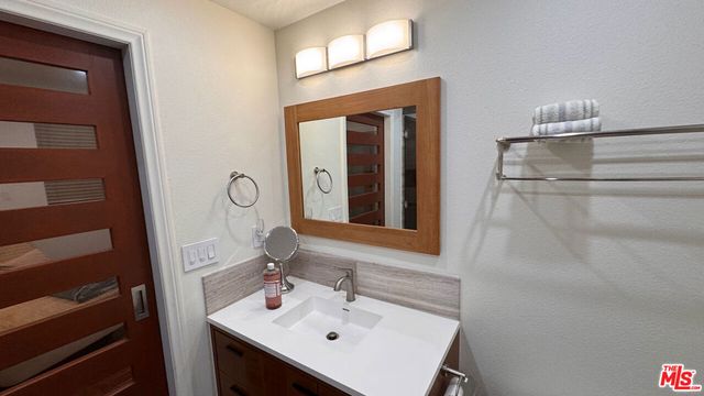 2111 S Beverly Glen Boulevard PH2, Los Angeles, CA 90025