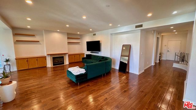 2111 S Beverly Glen Boulevard PH2, Los Angeles, CA 90025
