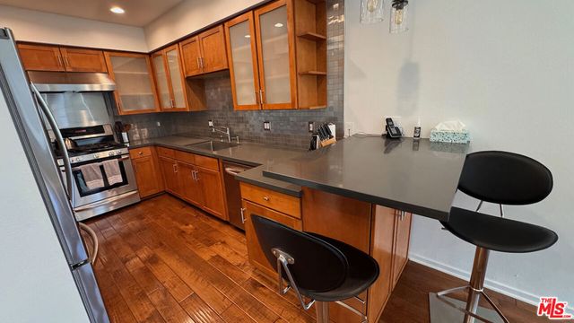 2111 S Beverly Glen Boulevard PH2, Los Angeles, CA 90025