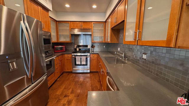 2111 S Beverly Glen Boulevard PH2, Los Angeles, CA 90025