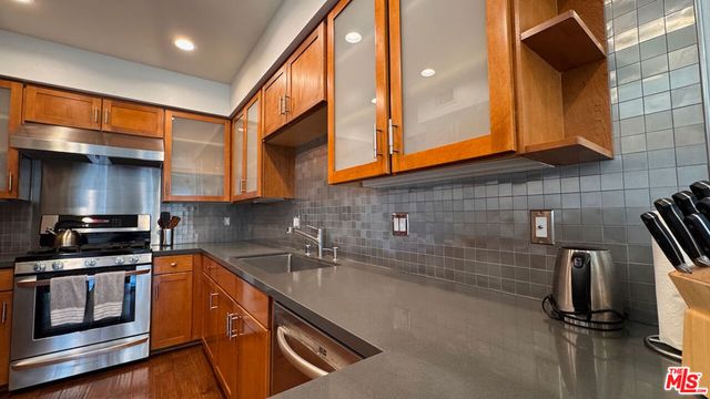 2111 S Beverly Glen Boulevard PH2, Los Angeles, CA 90025