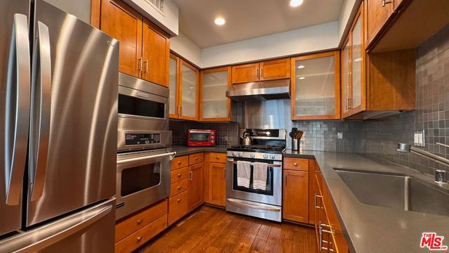 2111 S Beverly Glen Boulevard PH2, Los Angeles, CA 90025