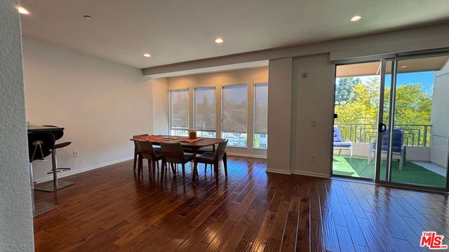 2111 S Beverly Glen Boulevard PH2, Los Angeles, CA 90025